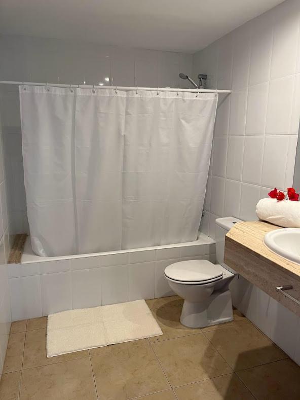 Prope Mare Apartamentos Кала Милор Екстериор снимка